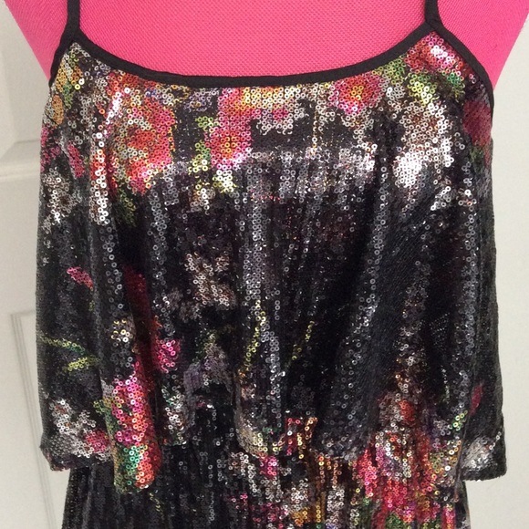 Brand new Lovers + Friends sequined dress/tunic - Picture 2 of 5